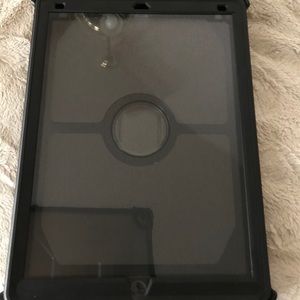 Otter Box iPad Pro (12.9-inch) (2nd generation)